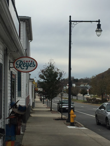 Cuban Restaurant «Cafe Reyes», reviews and photos, 421 Shrewsbury St, Worcester, MA 01609, USA