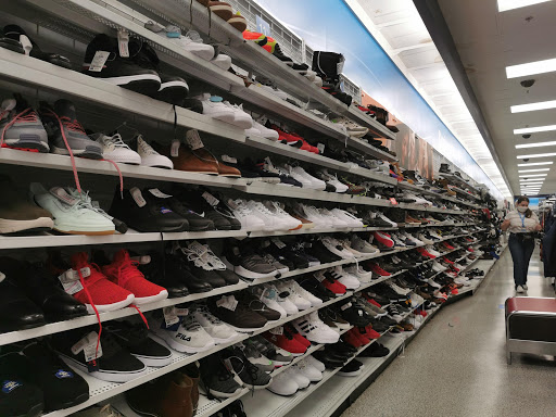 Clothing Store «Ross Dress for Less», reviews and photos, 18520 33rd Ave W, Lynnwood, WA 98037, USA