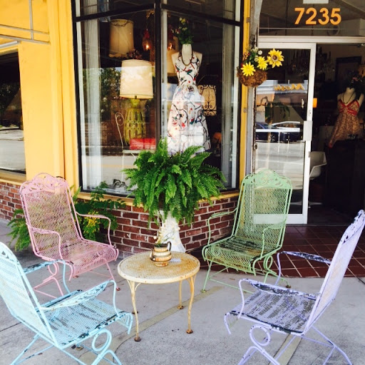 Fly Boutique, 7235 Biscayne Blvd, Miami, FL 33138, USA, 