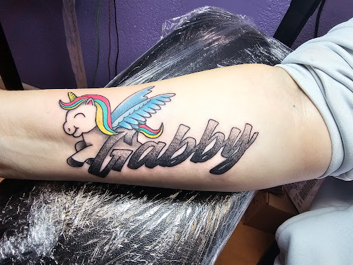 Explore tattoo ideas for mom who passed away, creative tattoo ideas in Cambridge, available at Kappa Tattoo