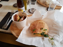 Plats et boissons du Restaurant Boulettes Chef Sandwich à Paris - n°3
