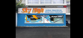 Sky High Segelmacher, Surfshop, Schule&surfreparaturen Ski & Snb-service. Armstrongfoils.ch.Wingfoil speziell-Shop & Schule.