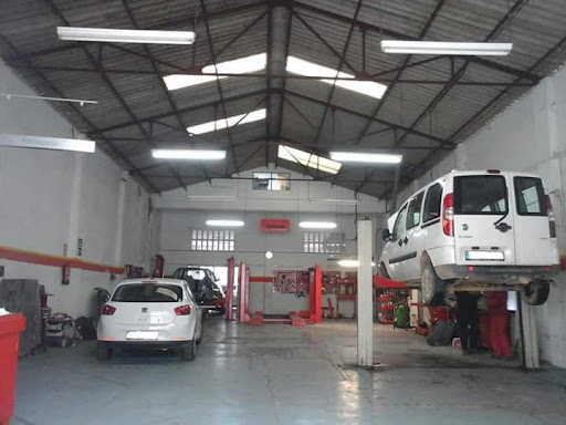 Josep Guzmán S L en Móra la Nova, Tarragona