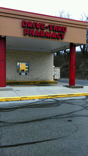 Supermarket «Giant Eagle Supermarket», reviews and photos, 1300 Country Club Rd, Monongahela, PA 15063, USA