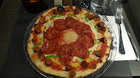 Pizza du Restaurant français Les 2 Zèbres à Le Neubourg - n°3