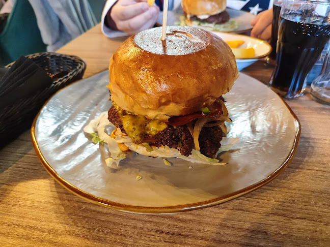Carlos Burger&Lunch | Restaurant Katowice | Najlepszy burger Katowice | Kuchnia meksykańska - Restauracja