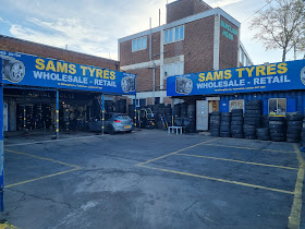 Sams Tyres