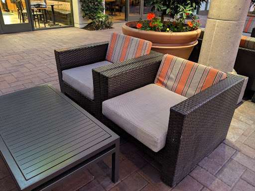 Shopping Mall «Quail Hill Shopping Center», reviews and photos, 6501 - 6875 Quail Hill Pkwy, Irvine, CA 92603, USA