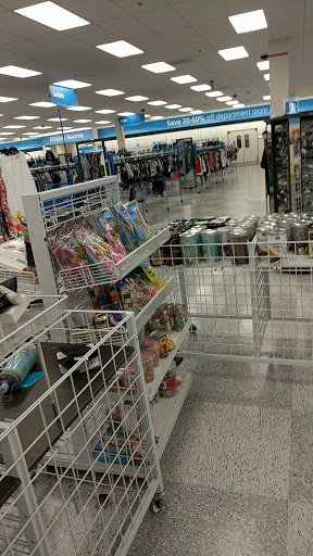 Clothing Store «Ross Dress for Less», reviews and photos, 1316 Butterfield Rd, Downers Grove, IL 60515, USA