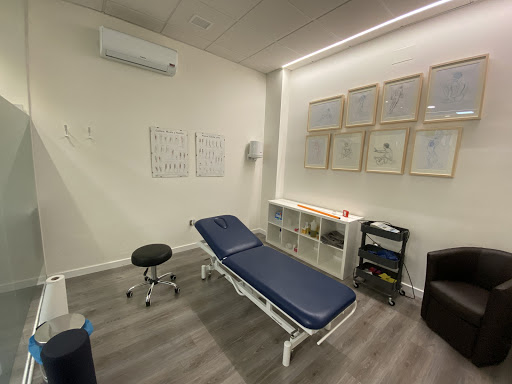 CLÍNICA VILLAR-ARAGÓN,  FISIOTERAPIA AVANZADA,  OSTEOPATÍA,  READAPTACIÓN,  CENTRO DE ENTRENAMIENTO en Úbeda, Jaén