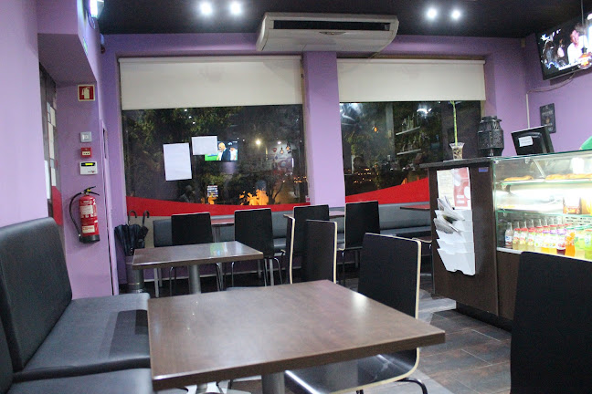 Praça Manuel Guedes N145, 4420-193 S. Cosme