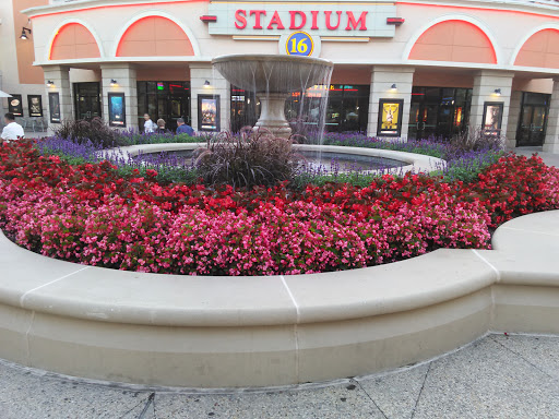 Outlet Mall «Tanger Outlet Deer Park», reviews and photos, 152 The Arches Cir, Deer Park, NY 11729, USA