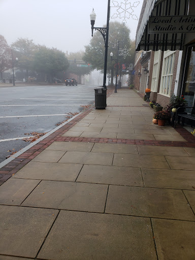 Running Store «Dragonfly Running Company, LLC», reviews and photos, 10 Lagrange St, Newnan, GA 30263, USA