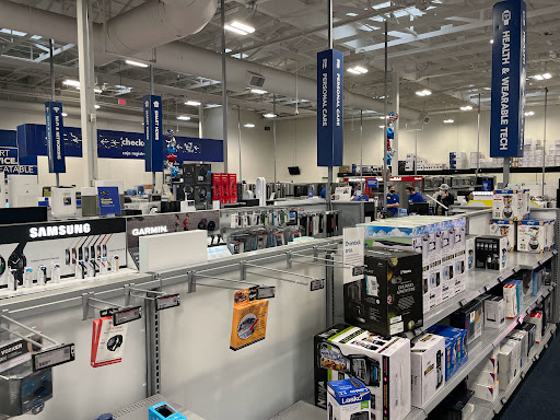 Electronics Store «Best Buy», reviews and photos, 6000 E Lake Sammamish Pkwy SE, Issaquah, WA 98029, USA