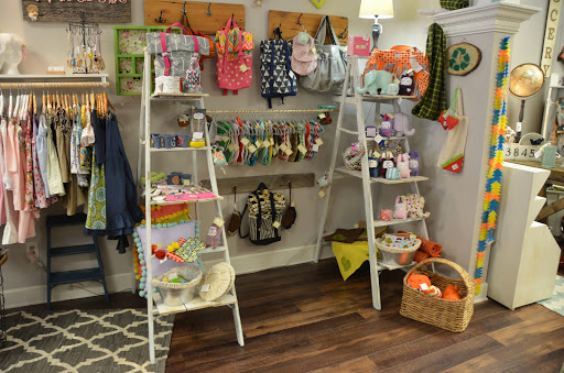 Boutique «Oak & Lace», reviews and photos, 802 S Main St, Columbia, TN 38401, USA