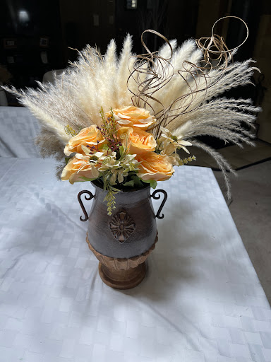 Florist «Buds & Blooms At Covington», reviews and photos, 15220 SE 272nd St, Kent, WA 98042, USA