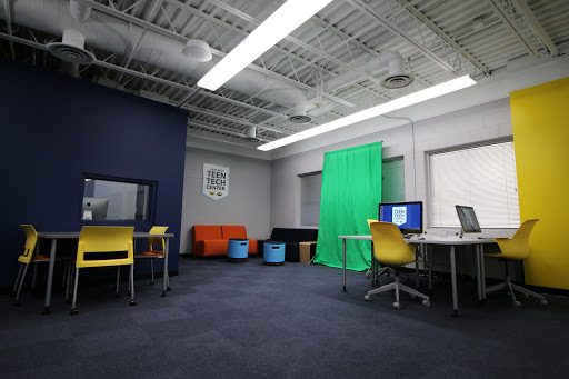 Community Center «Pillsbury United Communities - Brian Coyle Center», reviews and photos, 420 15th Ave S, Minneapolis, MN 55454, USA