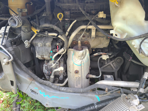 Auto Body Shop «Gray & Wells Collision Center», reviews and photos, 2005 E 10th St, Jeffersonville, IN 47130, USA