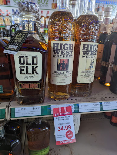 Deli «Route 7 Liquor and Deli», reviews and photos, 2659 Shelburne Rd, Shelburne, VT 05482, USA