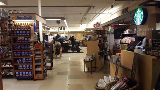 Grocery Store «D & W Fresh Market», reviews and photos, 2103 Parkview Ave, Kalamazoo, MI 49008, USA