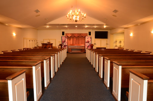 Funeral Home «Moore-Cortner Funeral Home», reviews and photos, 300 1st Ave NW, Winchester, TN 37398, USA