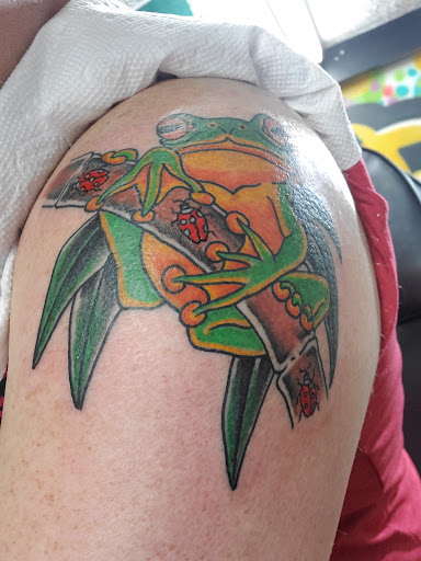 Tattoo Shop «A - Town Ink Tattoo Studio», reviews and photos, 1313 Jackson St, Anderson, IN 46016, USA