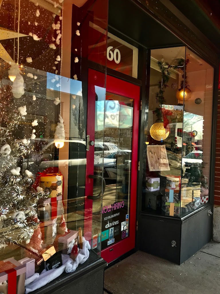 Lola Salon & Gallery 28801