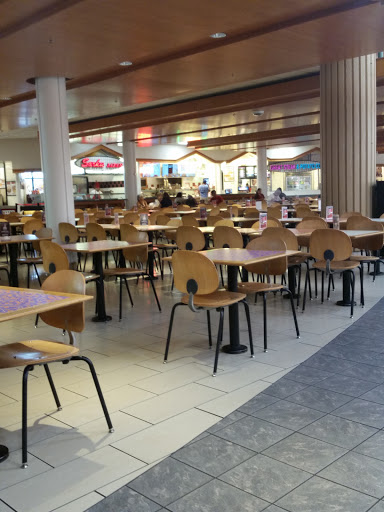 Shopping Mall «Stratford Square Mall», reviews and photos, 152 Stratford Dr, Bloomingdale, IL 60108, USA