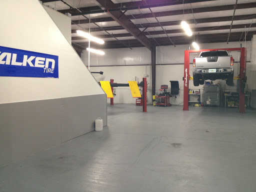 Car Repair and Maintenance «Jr. Auto Repair», reviews and photos, 8243 Narcoossee Park Dr #400, Orlando, FL 32822, USA