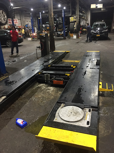 Auto Body Shop «Punjab Auto Repair», reviews and photos, 33-56 21st St, Long Island City, NY 11106, USA