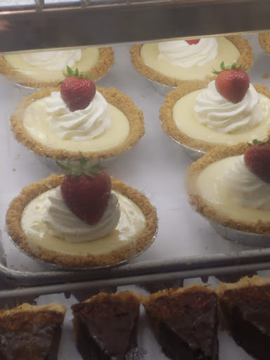 American Restaurant «The Sunflower Bakery & Cafe», reviews and photos, 512 14th St, Galveston, TX 77550, USA