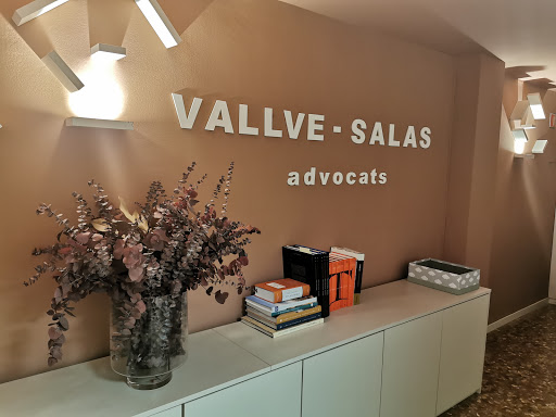 Información y opiniones sobre Vallvé-Salas Advocats de Tarragona