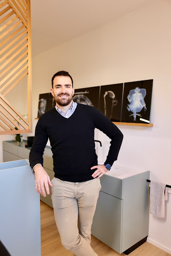 Dr. Bloemers Nicolas Chirurgien orthopédique du sport - prothétique - robotique (hanche - genou- épaule - Gembloers