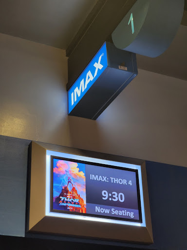 Movie Theater «Regal Cinemas Mayfaire 16 & IMAX», reviews and photos, 900 Town Center Dr, Wilmington, NC 28405, USA