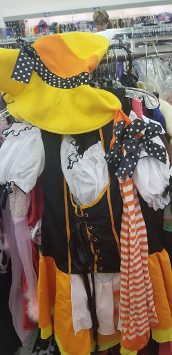 Shopping Mall «Southridge Shopping Center», reviews and photos, 1678 Beavercreek Rd, Oregon City, OR 97045, USA