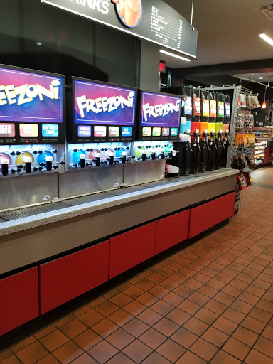 Gas Station «QuikTrip», reviews and photos, 1301 Westport Rd, Kansas City, MO 64111, USA