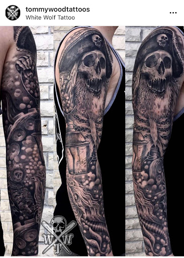 Tattoo Shop «White Wolf Tattoo», reviews and photos, 2889 NJ-35, Hazlet, NJ 07730, USA