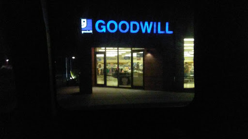 Thrift Store «Goodwill Retail Store», reviews and photos