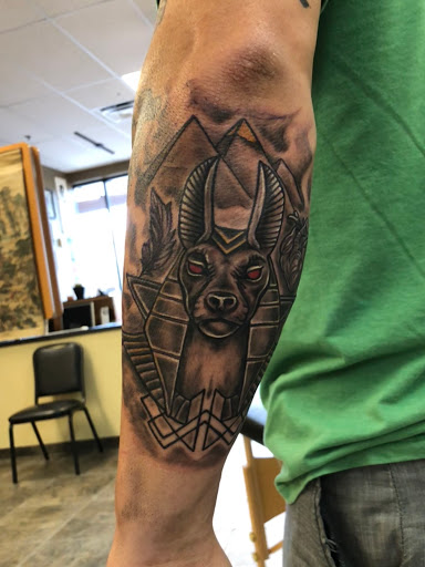 Tattoo Shop «Classic Tattoo», reviews and photos, 1445 S Arizona Ave #9, Chandler, AZ 85286, USA