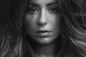 Arianna Napoli | Beauty & Skincare image