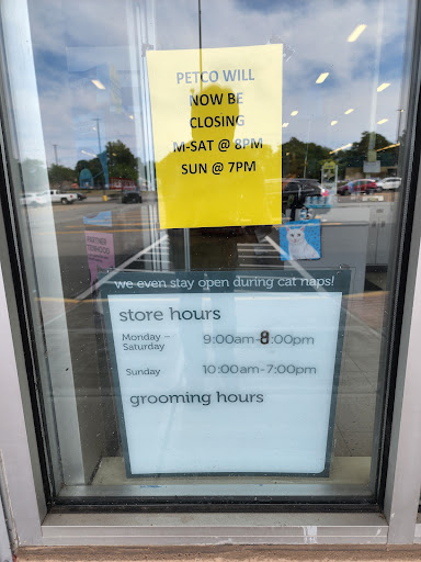 Pet Supply Store «Petco Animal Supplies», reviews and photos, 2255 East Ridge Road, Irondequoit, NY 14622, USA