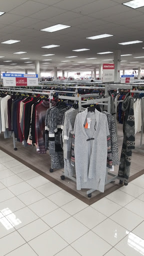 Clothing Store «Burlington Coat Factory», reviews and photos, 600 Northtown Dr, Blaine, MN 55434, USA