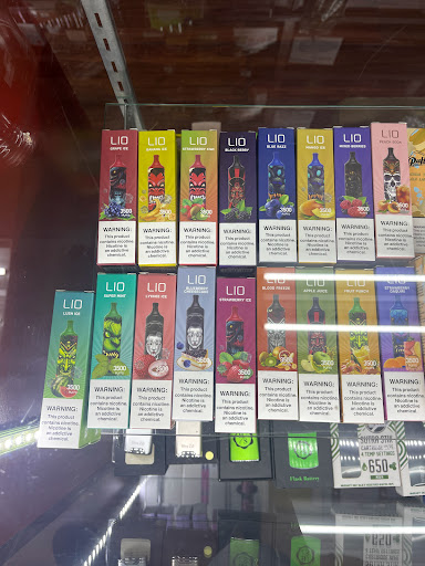 Tobacco Shop «Amsterdam Smoke Shop», reviews and photos, 5901 Warner Ave, Huntington Beach, CA 92649, USA