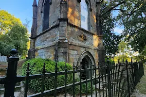 Lone Fir Cemetery image
