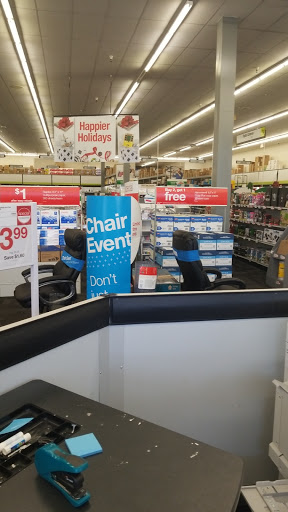 Staples image