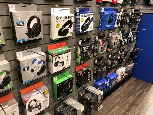 Video Game Store «GameStop», reviews and photos, 1420 W Pipeline Rd, Hurst, TX 76053, USA