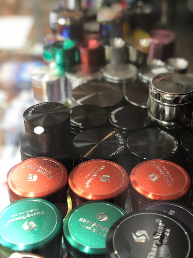 Vaporizer Store «Smoke Depot & Vapor Lounge», reviews and photos, 26930 The Old Rd, Valencia, CA 91381, USA