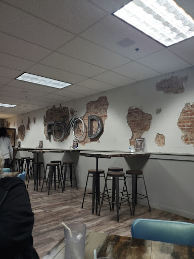 Restaurant «The Brickhouse Cafe», reviews and photos, 212 1st Ave E, Oskaloosa, IA 52577, USA