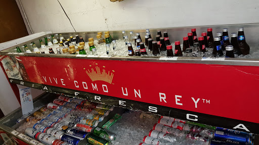 Grocery Store «Three Amigos Grocery», reviews and photos, 303 NW 36th St, San Antonio, TX 78237, USA