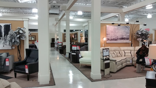 Furniture Store «Value City Furniture», reviews and photos, 500 Golf mill Center, Niles, IL 60714, USA